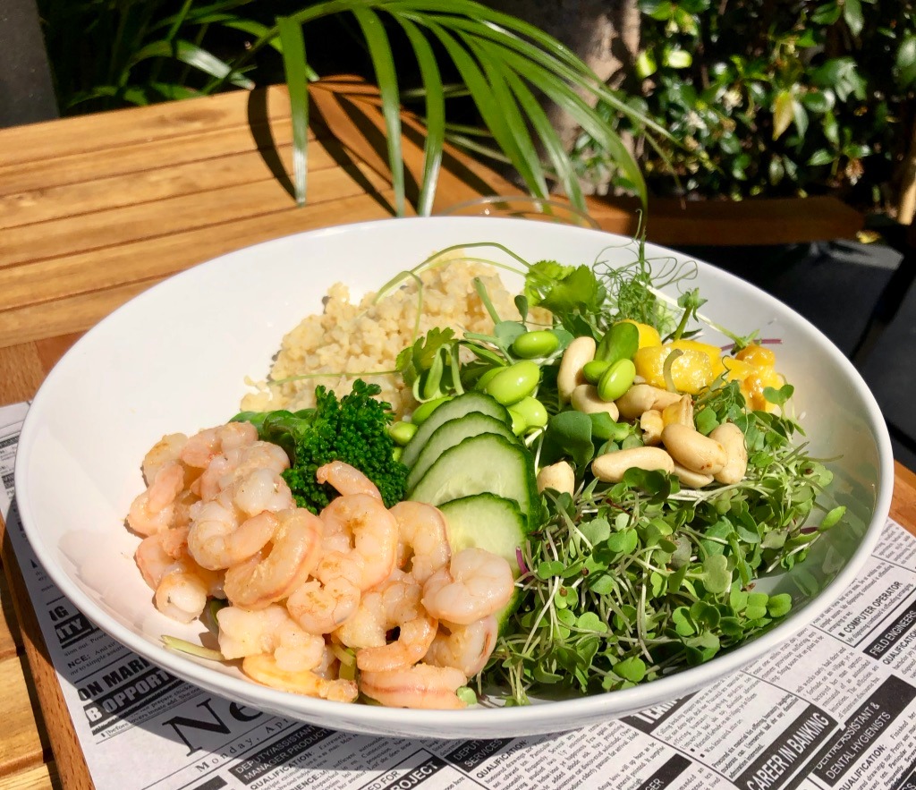 Superfood.Garden Bowl with Gambas
